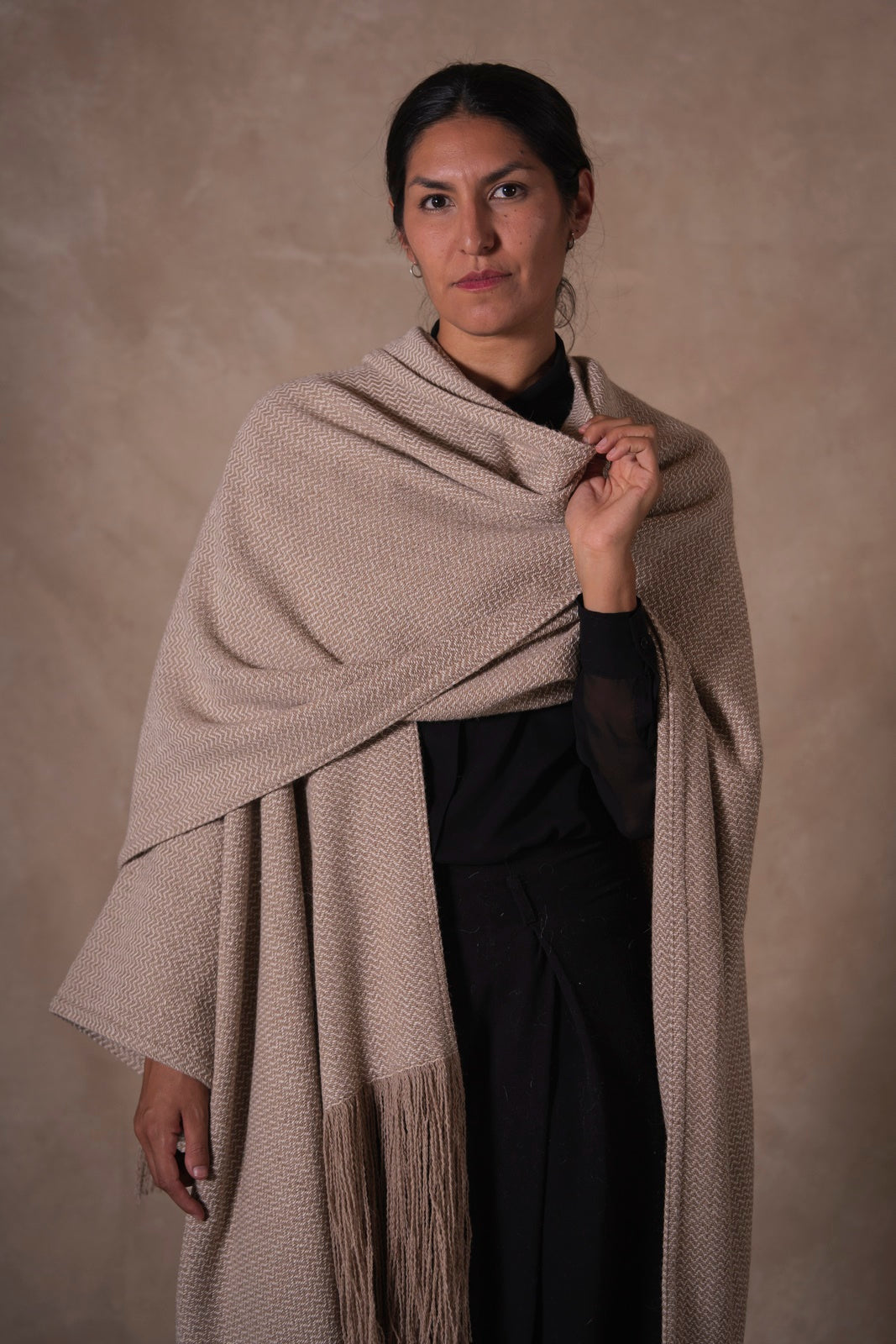 Ruana de algodón, llama y oveja (Espigado)